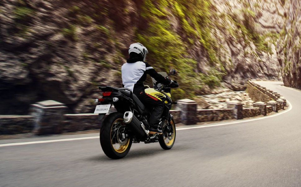 Suzuki v Strom 650 2019