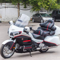 Honda GL1800 Gold Wing - Honda GL1800 Gold Wing