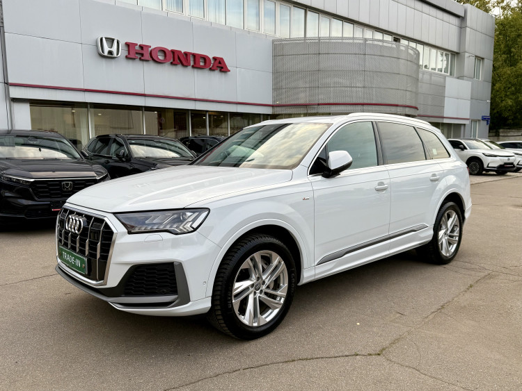 Audi Q7 3.0 AT, 2020