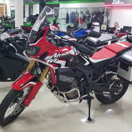 AFRICA TWIN CRF1000 - AFRICA TWIN CRF1000